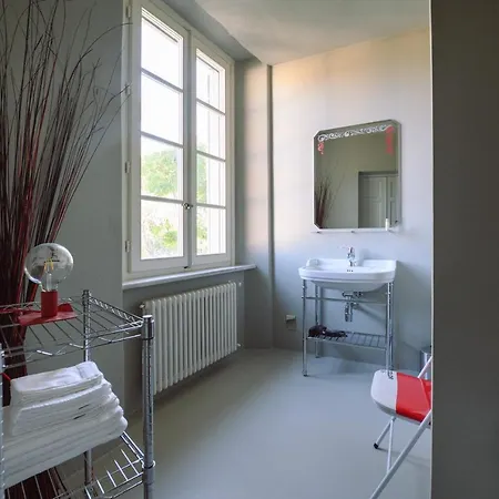 Palazzo Froussard And Living Bed & Breakfast