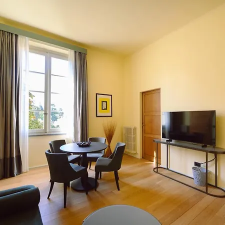 Palazzo Froussard And Living Bed & Breakfast