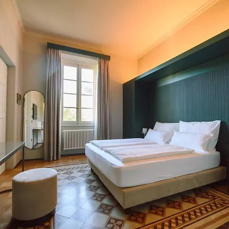 Bed & Breakfast Palazzo Froussard And Living Lucca