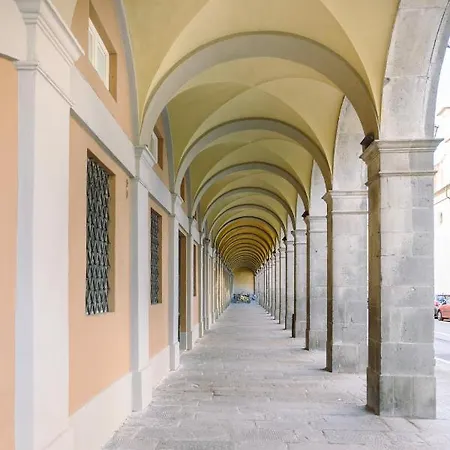 Bed & Breakfast Palazzo Froussard And Living Lucca