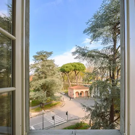 Palazzo Froussard And Living * Lucca